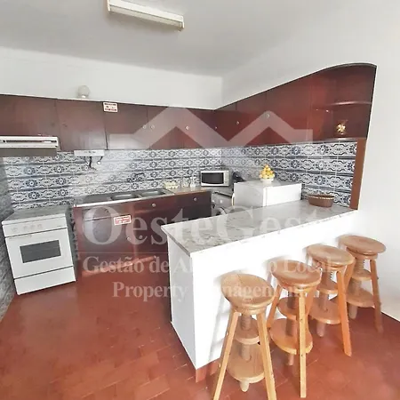 Ferienwohnung Fuer 1 Personen 1 Kind Ca 20 Qm In Lourinh-abelheira, Regio Centro Apartment *